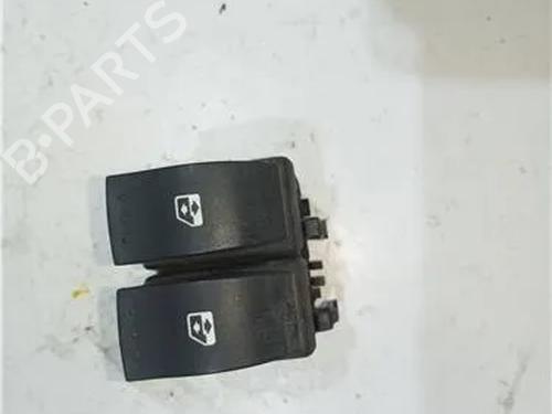 Used Switch RENAULT GRAND SCÉNIC II (JM0/1_) 1.9 dCi (JM0G, JM12, JM1G, JM2C) (120 hp) 23931821