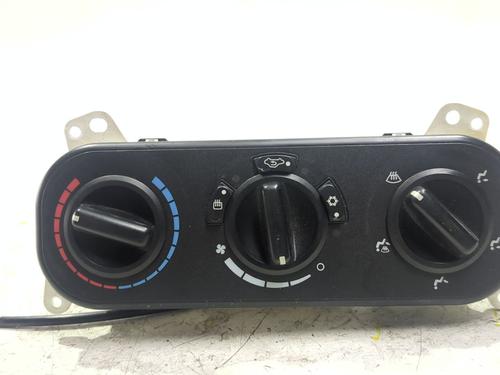 Used Climate control Climate control DODGE CALIBER 2.0 CRD (140 hp) 40279877 40279877