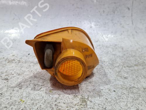 Intermitente delantero izquierdo FORD FOCUS I (DAW, DBW) 1.6 16V | BP30777746C32