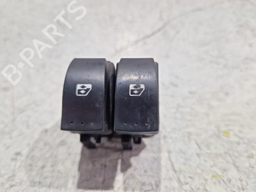 Used Left front window switch RENAULT GRAND SCÉNIC II (JM0/1_) 2.0 dCi (JM1K) (150 hp) 30937111