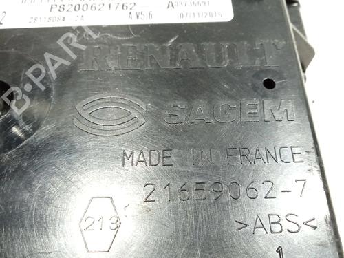 Fuse box RENAULT CLIO II (BB_, CB_) 1.5 dCi (B/CB03) | BP29394684E1 
