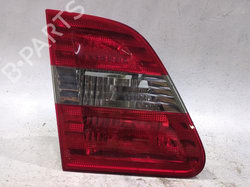Feu de coffre gauche Feu de coffre gauche MERCEDES-BENZ B-CLASS Sports Tourer (W245) B 200 CDI (245.208) (140 hp) 34434737 34434737