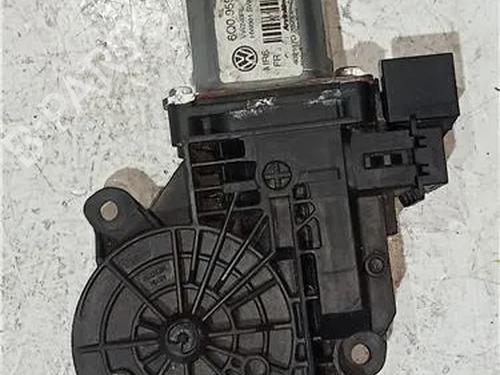 Rudehejsemotor bagstkærm venstre VW POLO IV (9N_, 9A_) 1.4 TDI | BP23913212E23