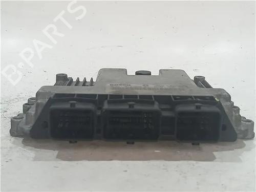 Used Electronic module RENAULT SCÉNIC I MPV (JA0/1_, FA0_) 1.9 dCi (JA05, JA1F) (102 hp) 23911929
