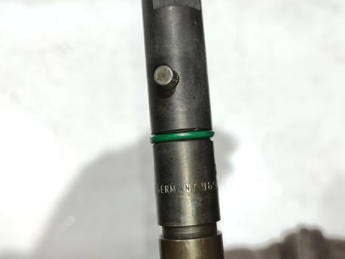 Injector AUDI A4 B5 Avant (8D5) 2.5 TDI | BP32020143M100