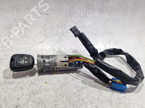 Used Ignition barrel PEUGEOT 206 Hatchback (2A/C) 1.4 16V (88 hp) 32656375