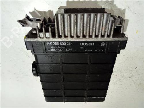 Used Electronic module MERCEDES-BENZ E-CLASS (W210) E 220 D (210.004) (95 hp) 23915695