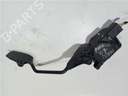 Used Pedal Pedal 39588247 39588247