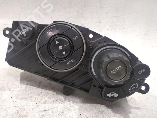 Used Climate control Climate control HONDA CIVIC VIII Hatchback (FN, FK) 2.2 CTDi (FK3) (140 hp) 33936800 33936800
