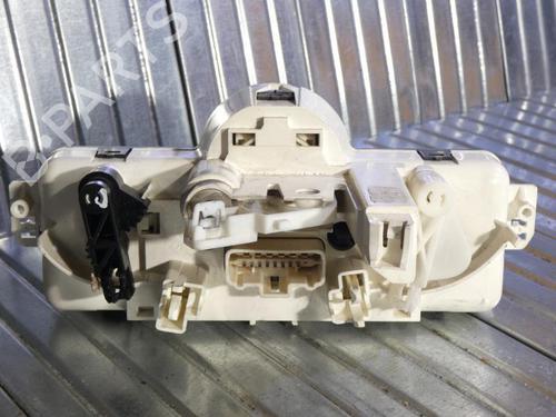 Used Climate control Climate control RENAULT MODUS / GRAND MODUS (F/JP0_) 1.2 (JP0C, JP0K, FP0C, FP0K, FP0P, JP0P, JP0T) (75 hp) 23694148 23694148