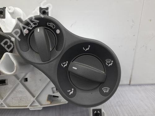 AC Styreenhet / Manøvreringsenhet FIAT PANDA (169_) 1.1 (169.AXA1A) (54 hp) 23702712