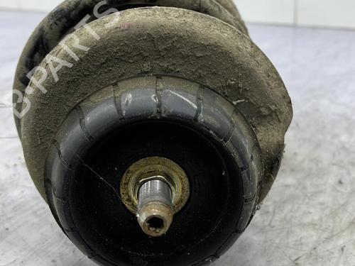 Used Left front shock absorber RENAULT CLIO I (B/C57_, 5/357_) 1.4 (B57J, C57J, B57P) (75 hp) 23702402