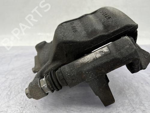 Used Right front brake caliper Right front brake caliper AUDI A3 Sportback (8VA, 8VF) 2.0 TDI (150 hp) 26011737 26011737