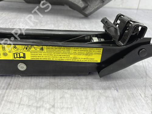 Jack Kit AUDI A3 (8P1) 2.0 TDI quattro | BP30096021C119 