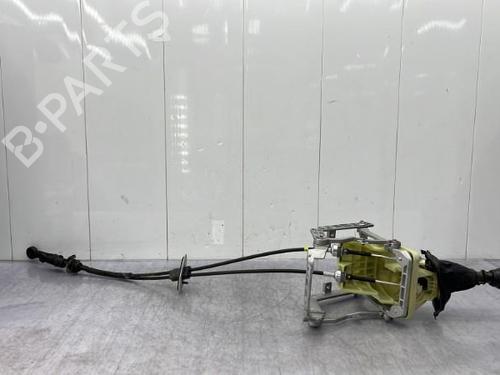 Used Gear lever HYUNDAI TUCSON (JM) 2.0 CRDi All-wheel Drive (140 hp) 23751111