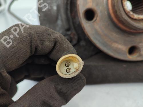 Right front steering knuckle RENAULT ESPACE III (JE0_) 2.0 16V (JE0N, JE0L, JE02) | BP25270052M26 