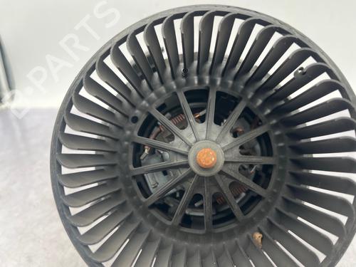 Used Heater blower motor Heater blower motor CITROËN C3 II (SC_) 1.4 HDi 70 (SC8HZC, SC8HR0, SC8HP4) (68 hp) 40172926 40172926
