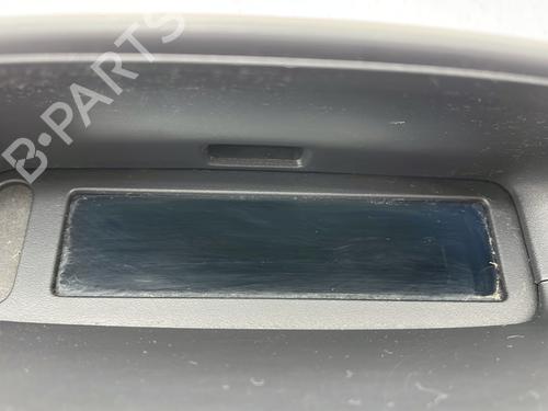 display-monitor-renault-megane-iii-hatchback-bz01_-b3_-2008-26733398 main image