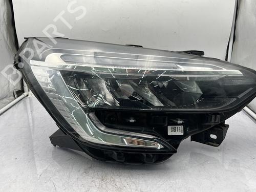 Used Right headlight RENAULT CLIO V (B7_) 1.5 Blue dCi 85 (B7AG) (86 hp) 29839384