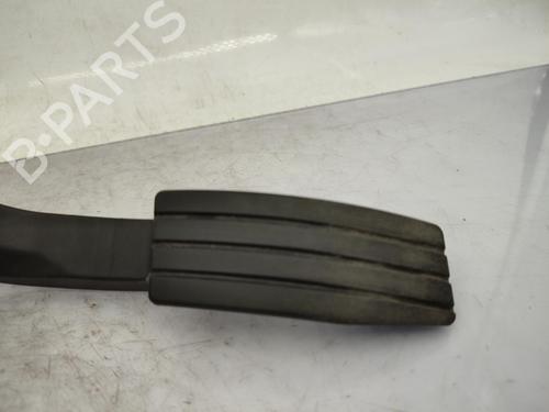 pedal-renault-twingo-ii-cn0_-2007-23678392 main image