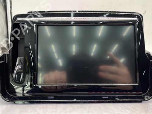 display-monitor-renault-megane-iii-hatchback-bz01_-b3_-2008-33044287 main image