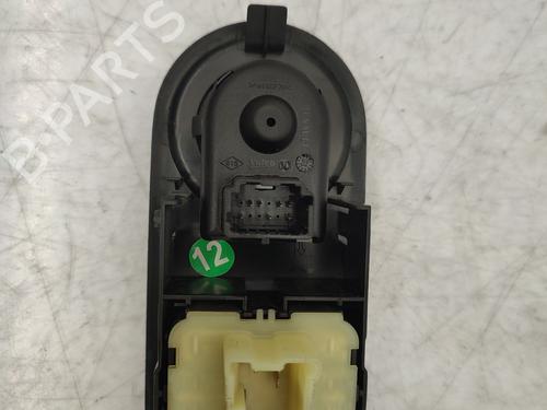 Used Left front window switch Left front window switch RENAULT CLIO IV (BH_) 1.5 dCi 90 (90 hp) 23992127 23992127