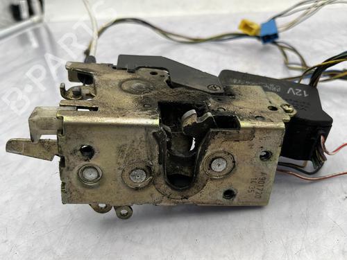 Front left lock MERCEDES-BENZ SPRINTER 2-t Van (B901, B902) 211 CDI (901.661, 901.662, 902.661, 902.662) | BP32302086C98