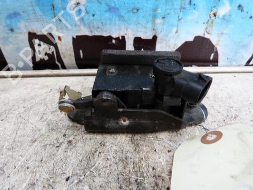 Used Tailgate lock CHRYSLER VOYAGER IV (RG, RS) 2.4 (147 hp) 23668045