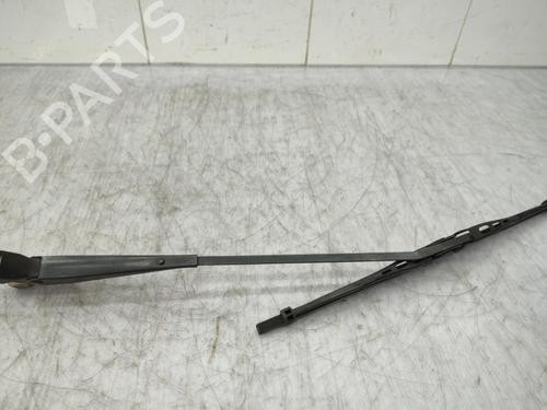 Vindspejlsviskerarm Vindspejlsviskerarm RENAULT 5 (122_) 1.1 (1227, 1397) (45 hp) 23689868 23689868