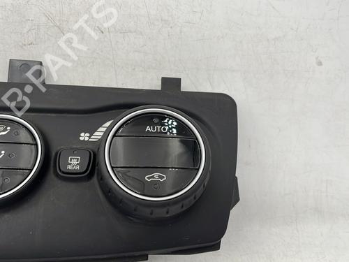 Climate control FIAT TIPO Hatchback (356_, 357_) 1.4 (356HXA1B, 357) | BP30735985I5