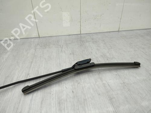 Front windshield wiper arm PEUGEOT 208 I (CA_, CC_) 1.2 VTI 82 | BP23720743C143 