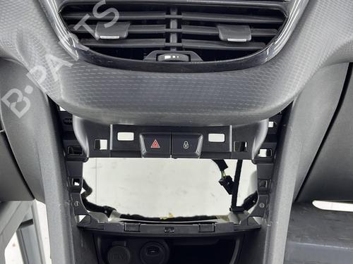 Dashboard PEUGEOT 2008 I (CU_) 1.2 THP 110 / PureTech 110 | BP30616764C46 - Image 10