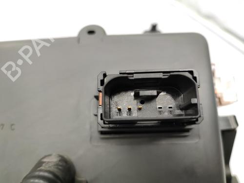 Used Glove box VW TOURAN (1T1, 1T2) 1.9 TDI (105 hp) 23677958