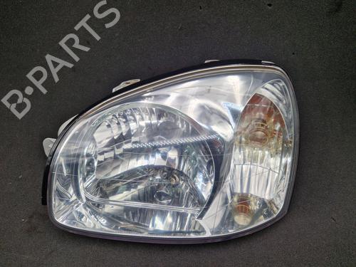 Used Left headlight HYUNDAI SANTA FÉ I (SM) 2.0 CRDi 4x4 (113 hp) 23688409