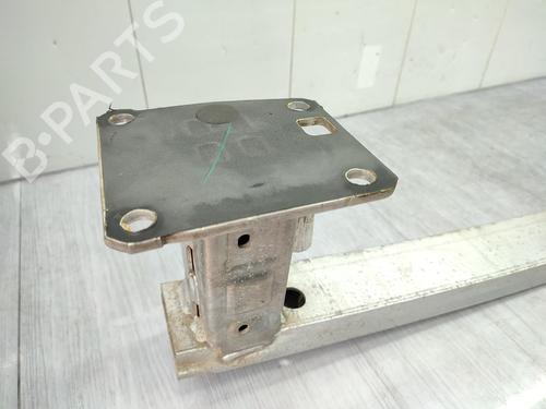 Used Rear bumper reinforcement Rear bumper reinforcement 23679440 23679440