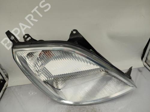 Right headlight FORD FIESTA V (JH_, JD_) 1.4 TDCi | BP23678220C29 