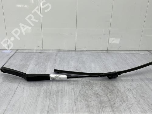 Used Front windshield wiper arm VW GOLF V (1K1) 1.9 TDI (105 hp) 23700822