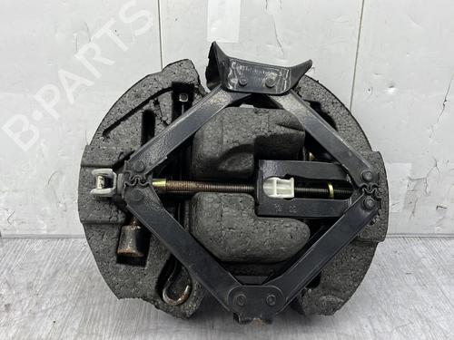 Used Jack Kit PEUGEOT 406 Coupe (8C) 2.0 16V (135 hp) 30090180