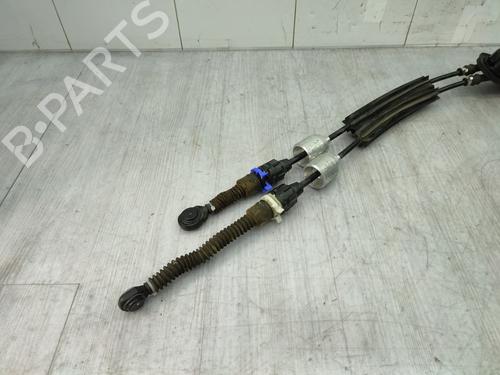 Used Gear lever Gear lever RENAULT CLIO V (B7_) 1.0 TCe 90 (B7MT) (91 hp) 24465772 24465772