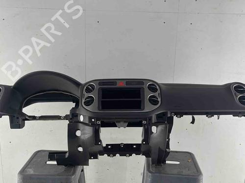 Dashboard VW TIGUAN (5N_) 2.0 TDI 4motion | BP36551682C46 - Image 9