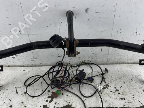 Trækkugle/Mekanisme Trækkugle/Mekanisme PEUGEOT 208 I (CA_, CC_) 1.6 HDi / BlueHDi 75 (75 hp) 33206169 33206169