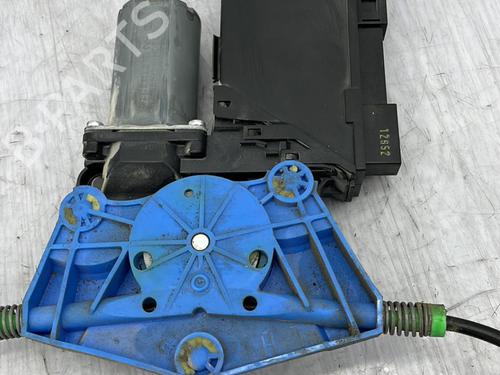 Rear left window mechanism AUDI A4 B7 Avant (8ED) 3.0 TDI quattro | BP23705813C24 