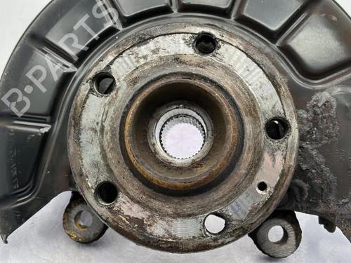 Left front steering knuckle VW GOLF PLUS V (5M1, 521) 2.0 TDI | BP23706741M25 