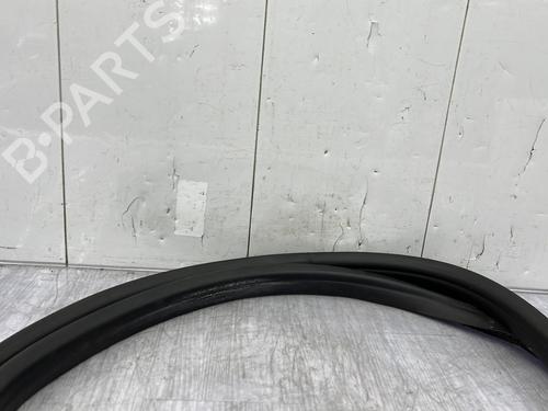 Rubber door seal RENAULT CLIO V (B7_) 1.0 TCe 90 (B7MT) | BP23683340C142 