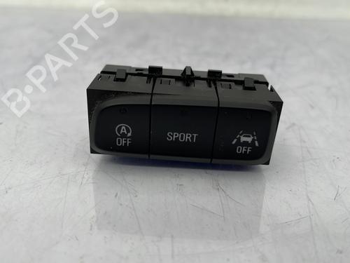 switch-opel-corsa-f-p2jo-2019-30100707 main image