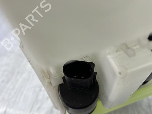 windscreen-washer-tank-bmw-1-f21-2011-2012-2013-2014-2015-2016-2017-2018-2019-23750946 main image