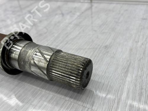 Right front driveshaft RENAULT SCÉNIC III (JZ0/1_) 1.9 dCi (JZ0J, JZ1J, JZ1K, JZ1S) | BP28172830M39