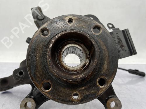 Left front steering knuckle RENAULT CAPTUR I (J5_, H5_) 1.2 TCe 120 | BP28423604M25 