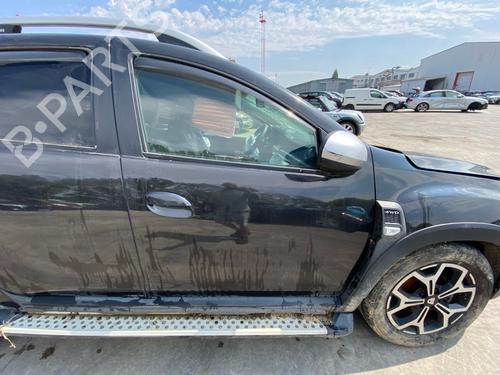 Used Right front door Right front door 38033315 38033315