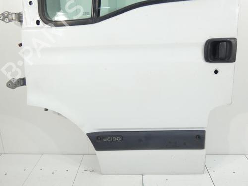 Used Left front door NISSAN INTERSTAR Van (X70) dCI 90 (90 hp) 23699134